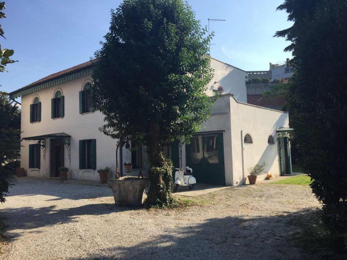 Casa Lunia Guesthouse Mestre Exteriör bild